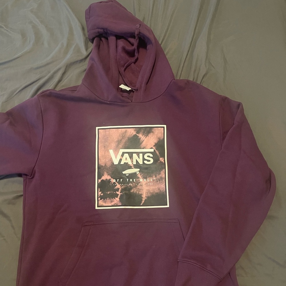Women’s Vans hoodie Sweatshirt. Like New, no wear/tear.